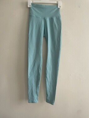 ALO High Rise Airbrush Leggings Aqua Blue XXS EUC